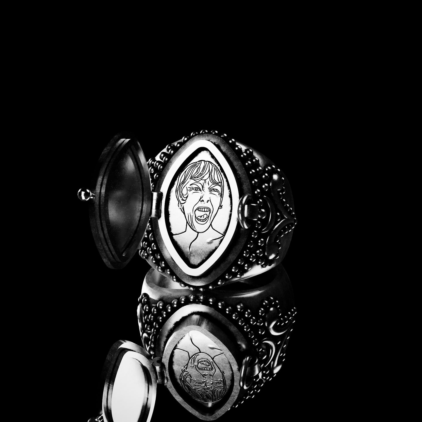 Lurking Terror Ring - Fashion Jewelry by Yordy.