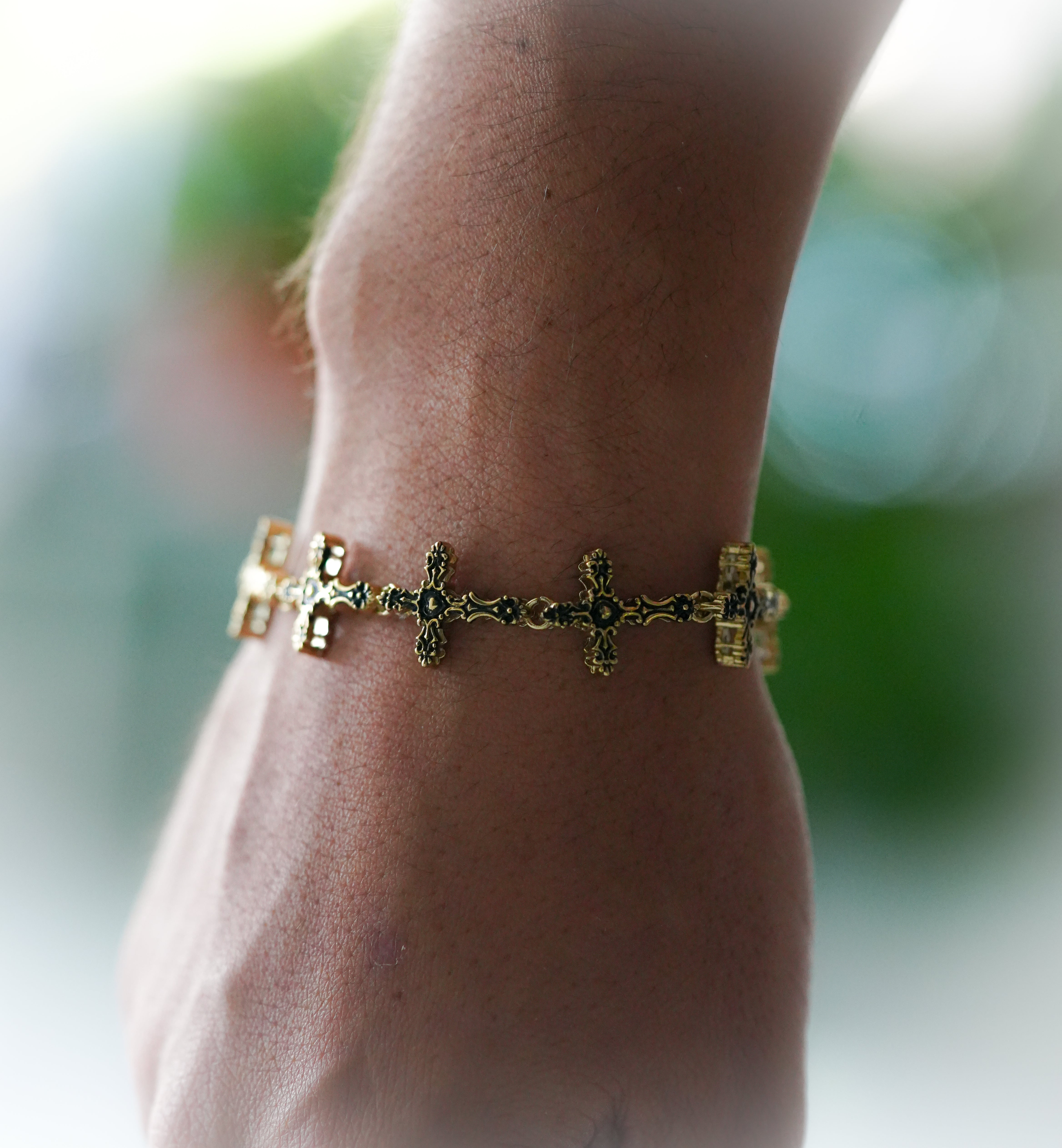 Gold Amor Eterno Bracelet – YORDY | Luxury Fashion Jewelry