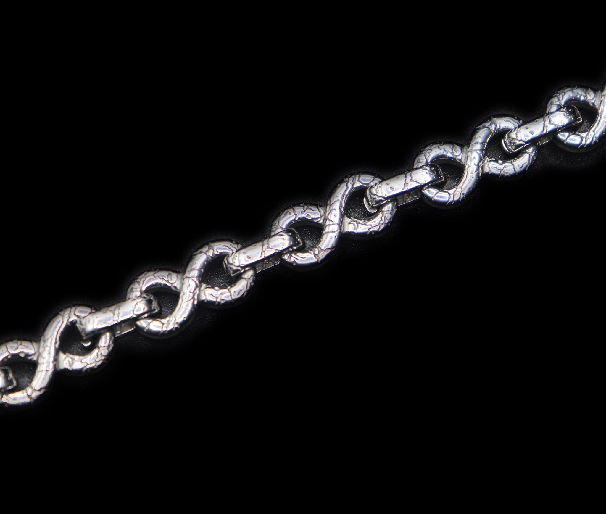 Infinity Link Bracelet - Fashion Jewelry by Yordy.