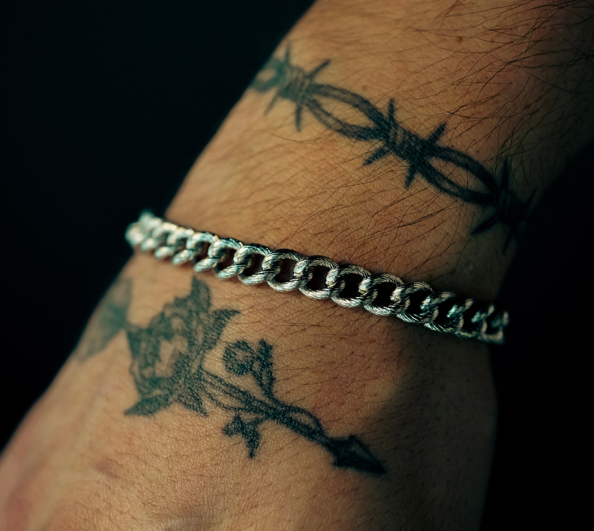 Silver Twisted Curb Bracelet - Fashion Jewelry by Yordy.