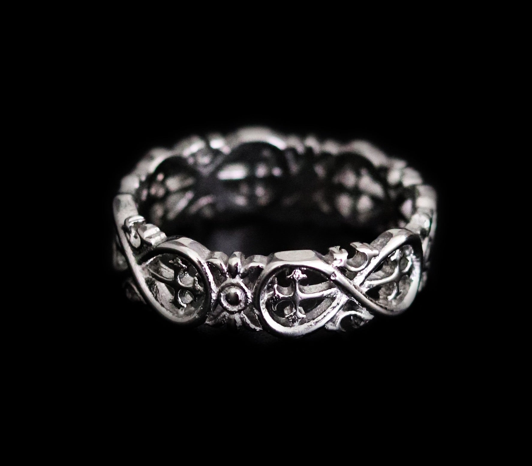 Silver Infinite Crosses Ring - Fashion Jewelry by Yordy.