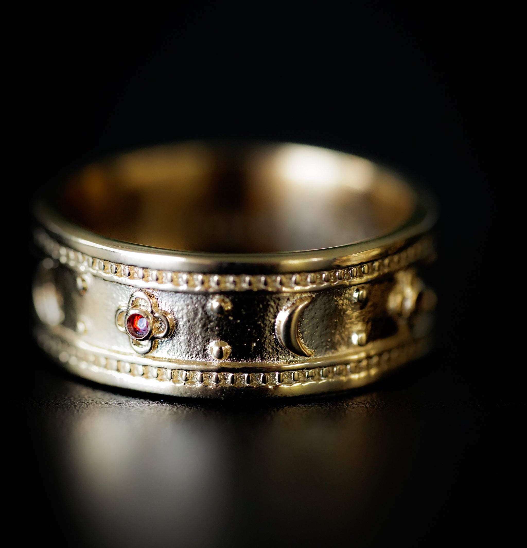 Gold Lovers Eclipse Set - Fashion Jewelry by Yordy.