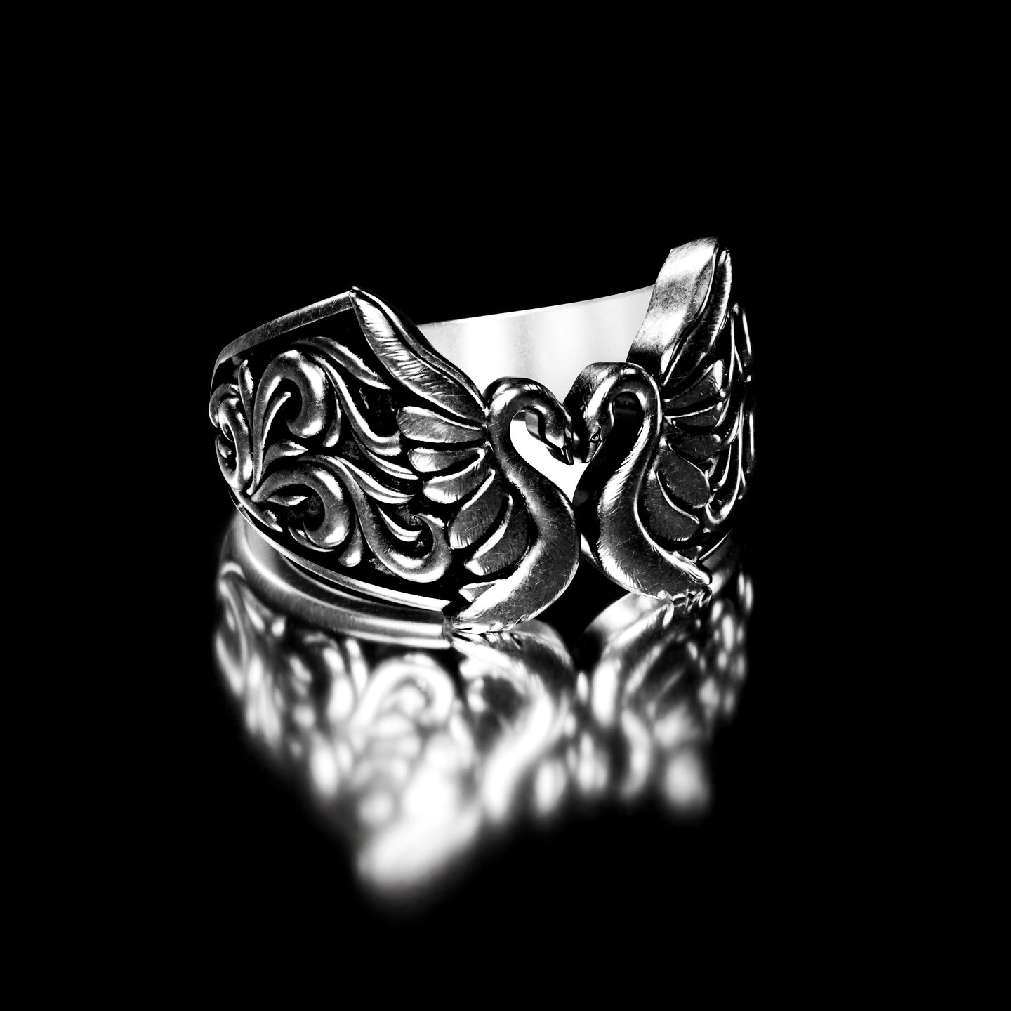 Eternal Grace Ring - Fashion Jewelry by Yordy.