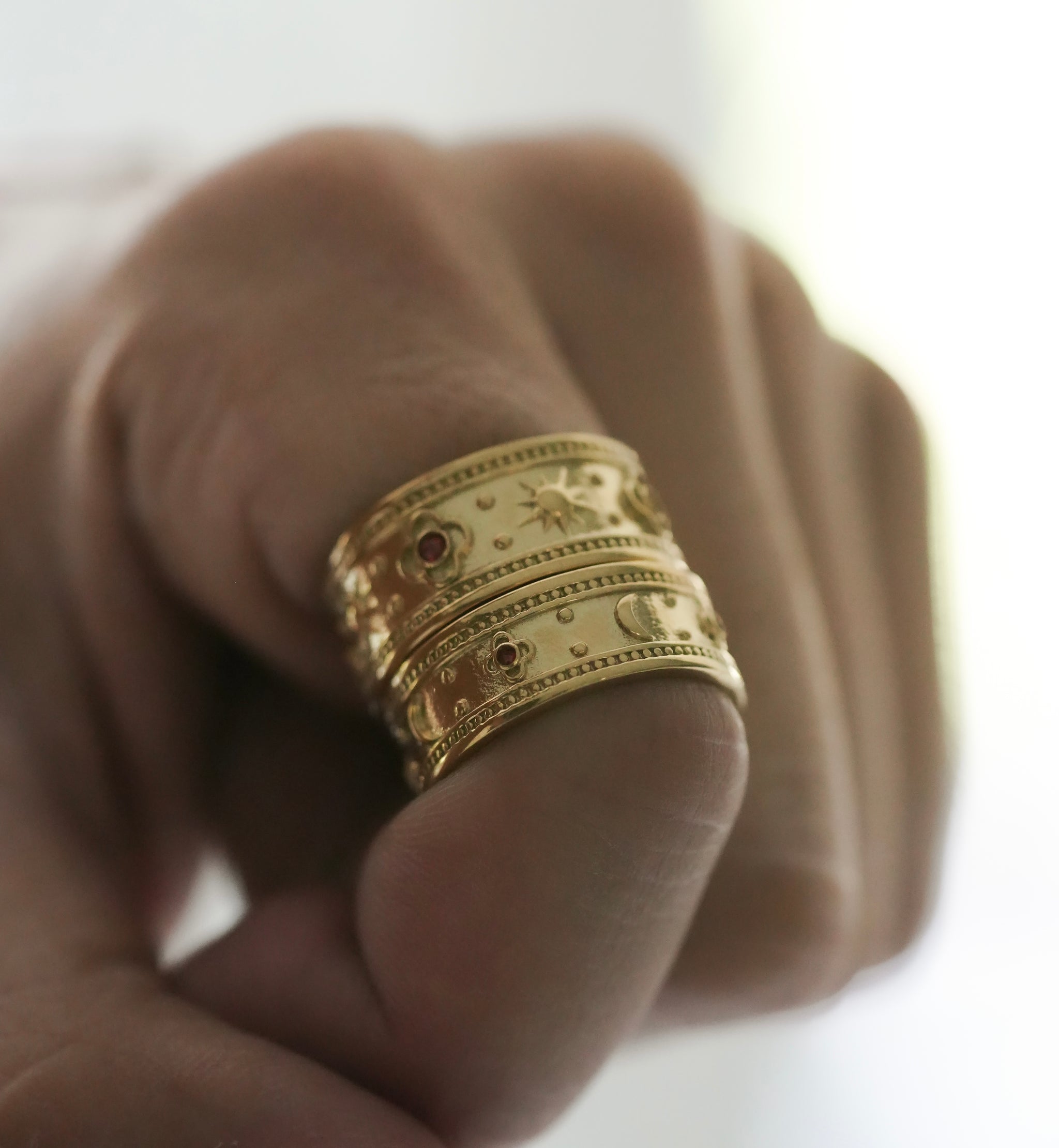 Gold Lovers Eclipse Set - Fashion Jewelry by Yordy.