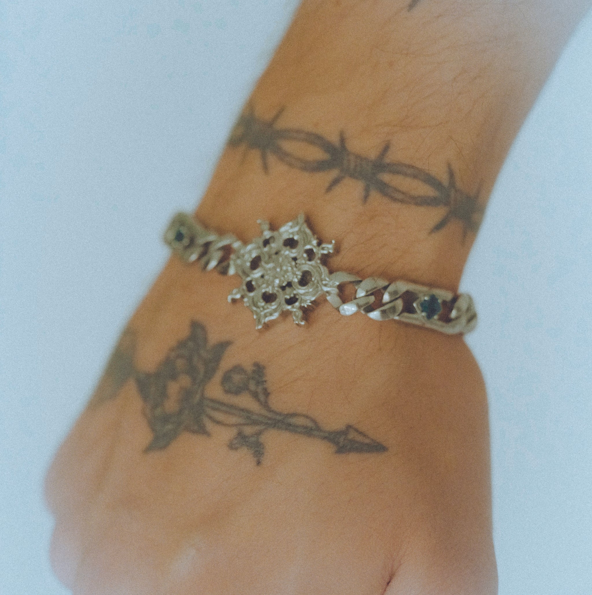 Fleure Essence Bracelet - Fashion Jewelry by Yordy.