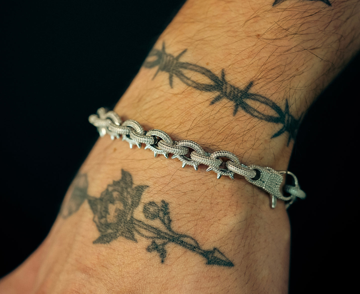 Silver Spikes Bracelet - Fashion Jewelry by Yordy.