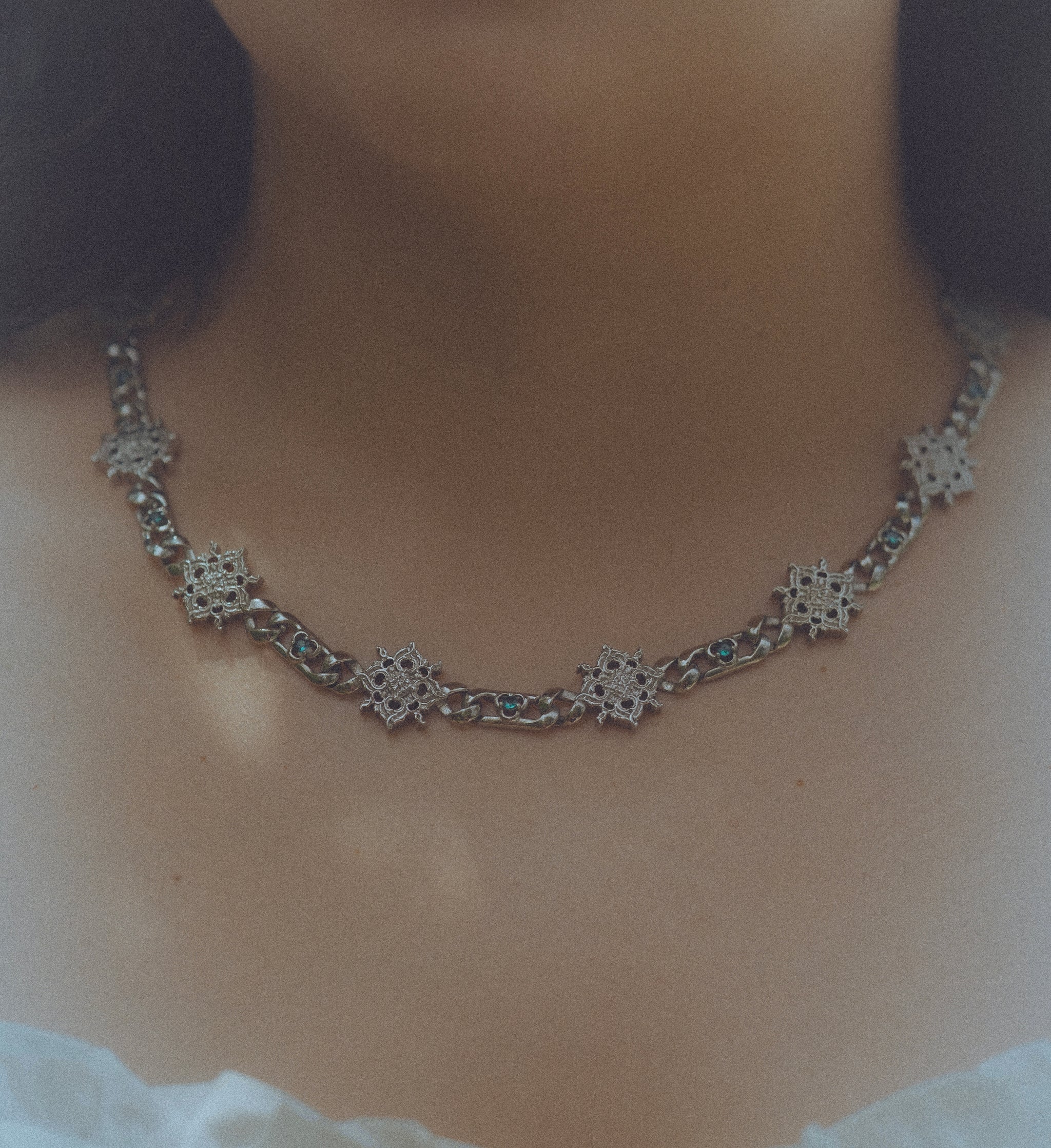 Fleure Essence Necklace - Fashion Jewelry by Yordy.