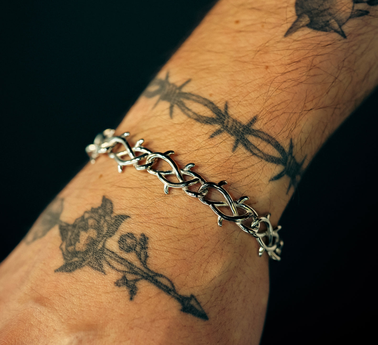 Silver Barbwire Bracelet - Fashion Jewelry by Yordy.