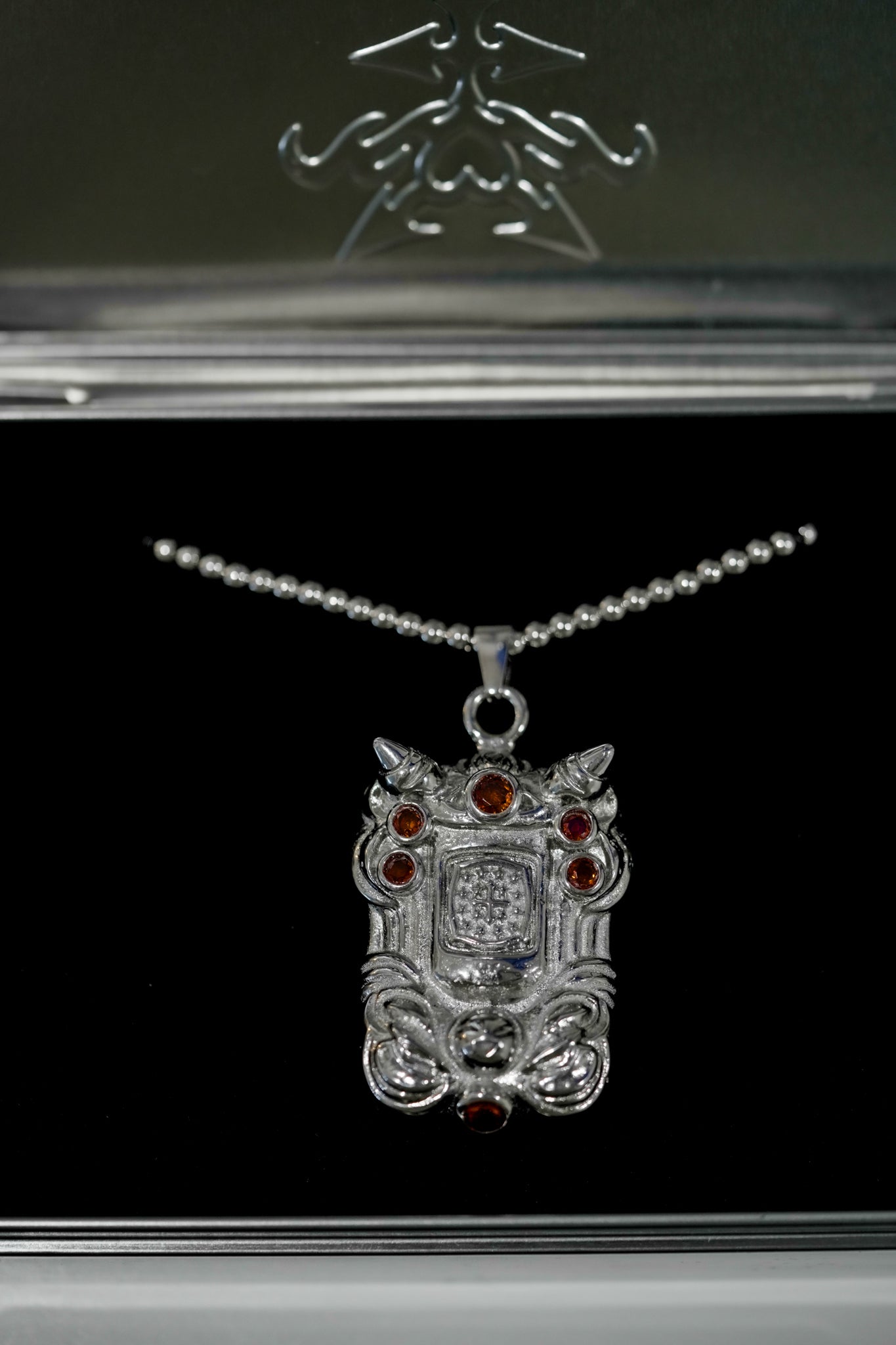 York E-Pad Necklace - Fashion Jewelry by Yordy.