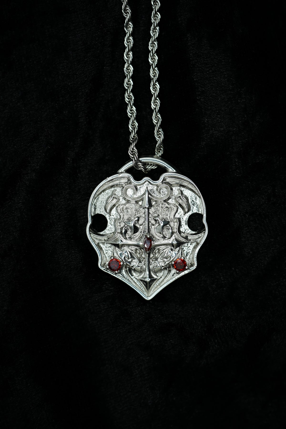 Relequia Necklace - Fashion Jewelry by Yordy.