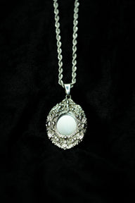 Reflection Oscura Necklace