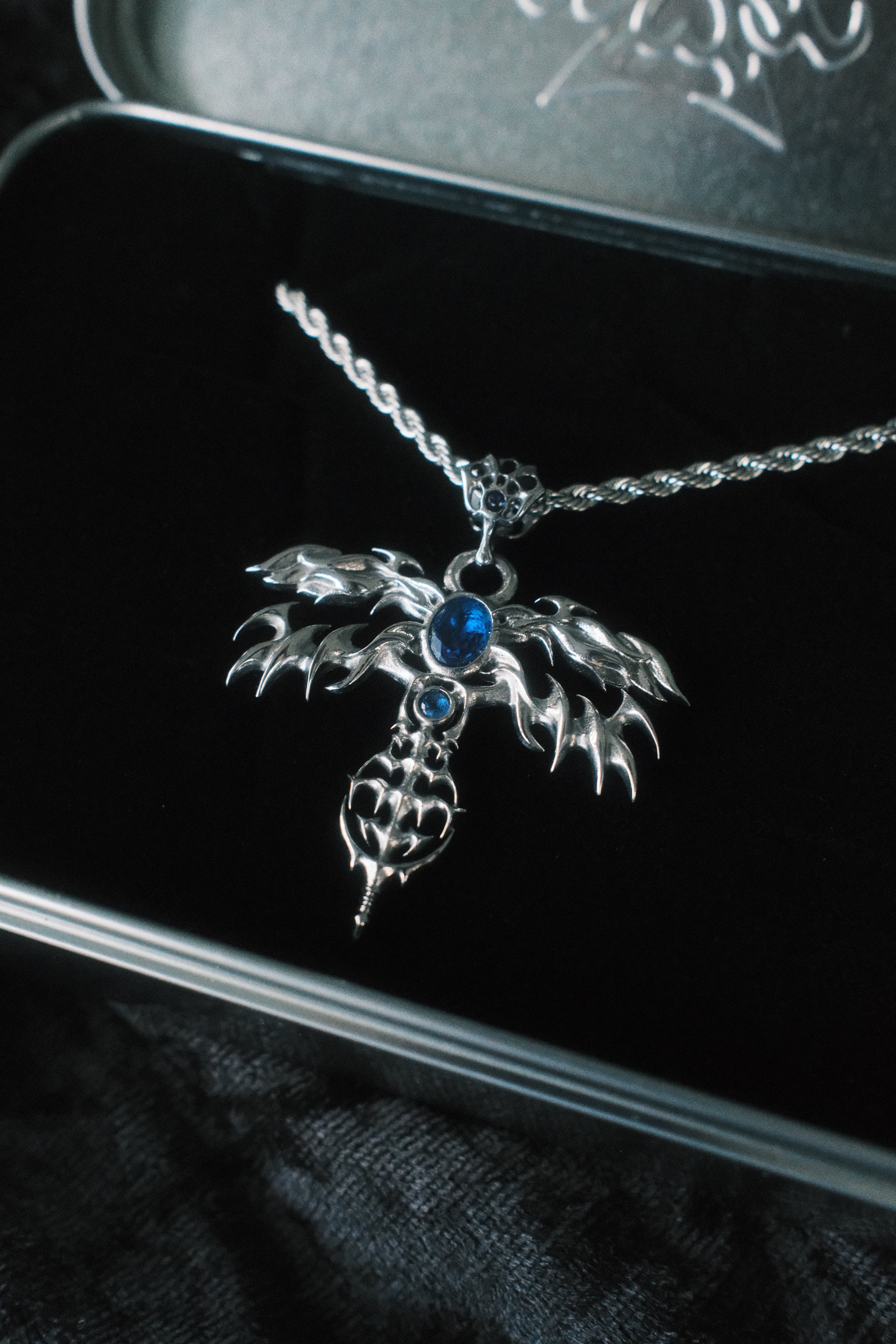 Fallen Ryu Necklace – YORDY | Luxury Fashion Jewelry