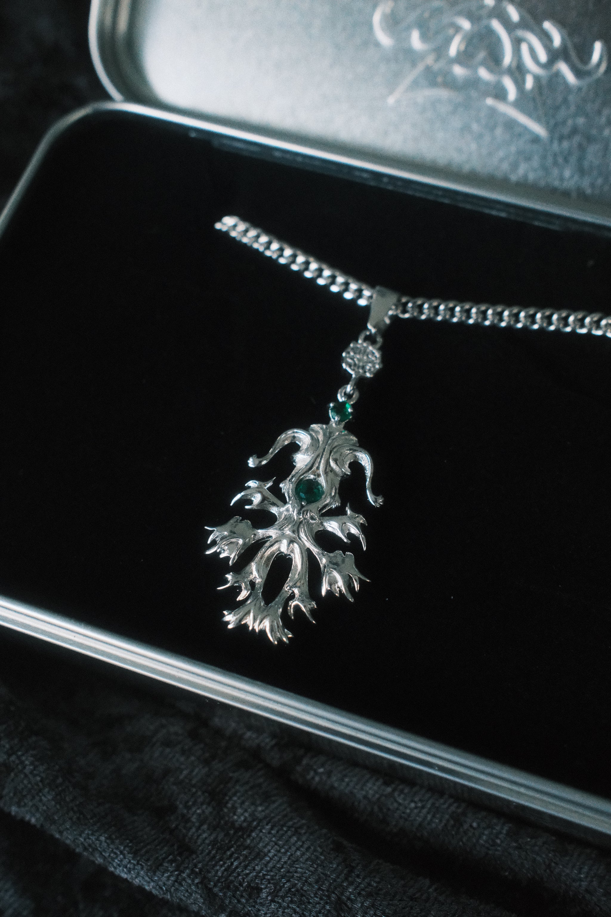 Tatsu Necklace - Fashion Jewelry by Yordy.