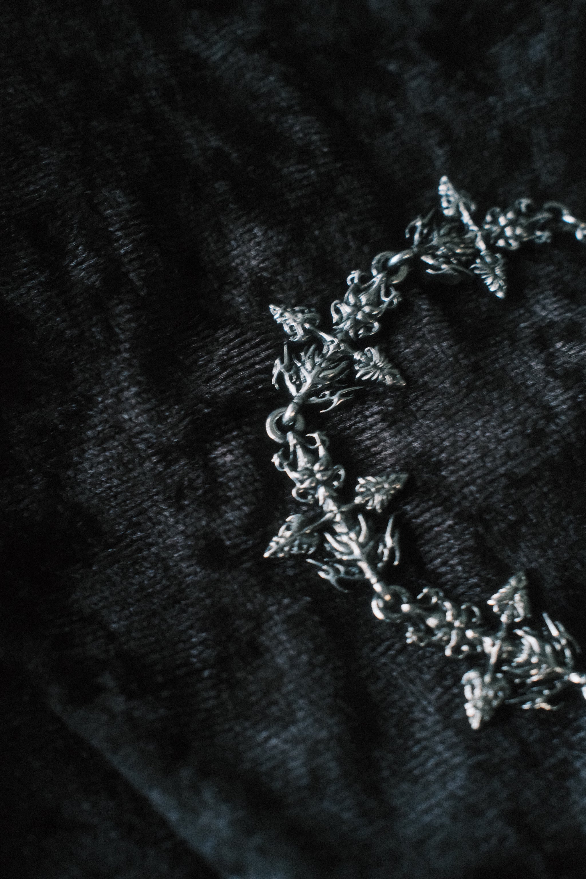 Draconis Veil Bracelet - Fashion Jewelry by Yordy.