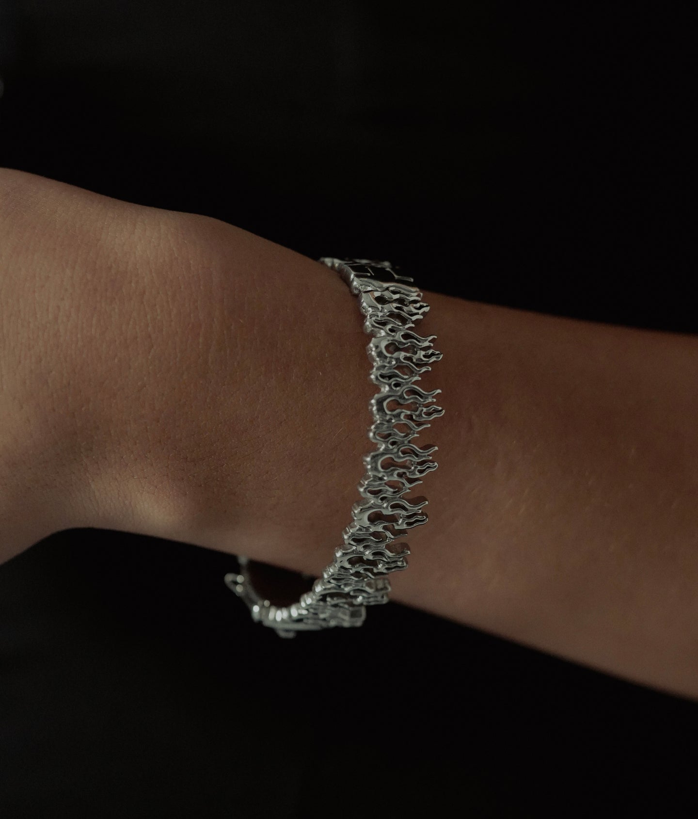 Ignis Bracelet Bangle