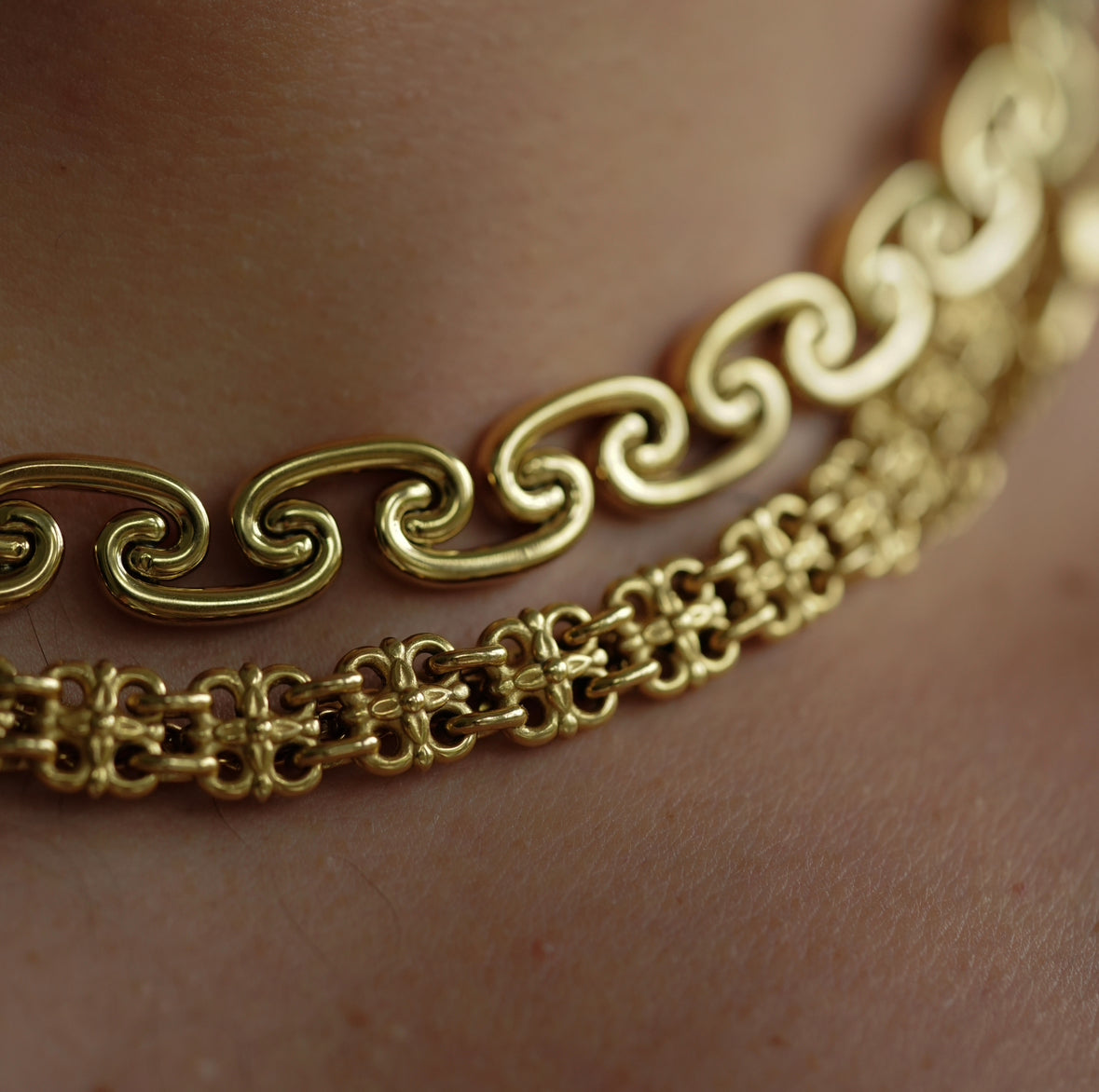 Futura Gold Necklace - Fashion Jewelry by Yordy.