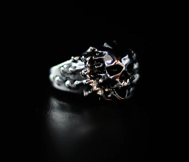 Silver Melting Skull Ring - Fashion Jewelry by Yordy.