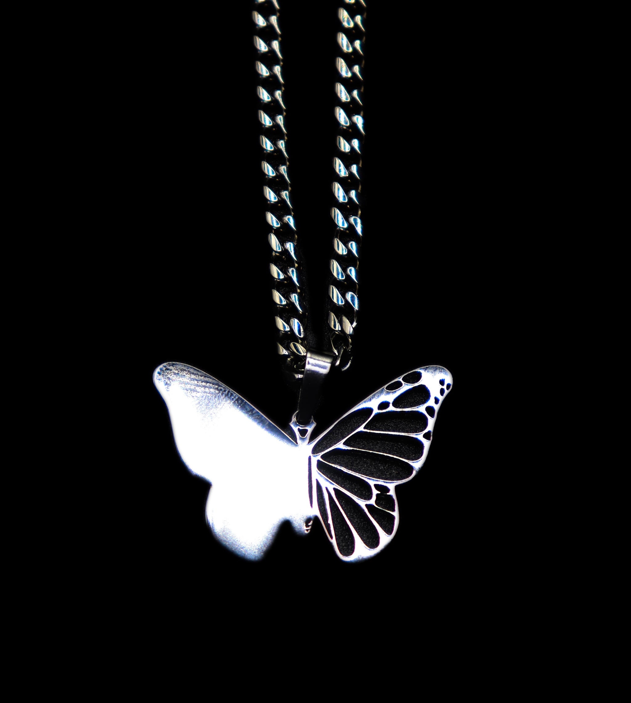 Silver Split Butterfly Necklace - Fashion Jewelry by Yordy.