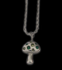 Greens Shroom Necklace - Fashion Jewelry by Yordy.
