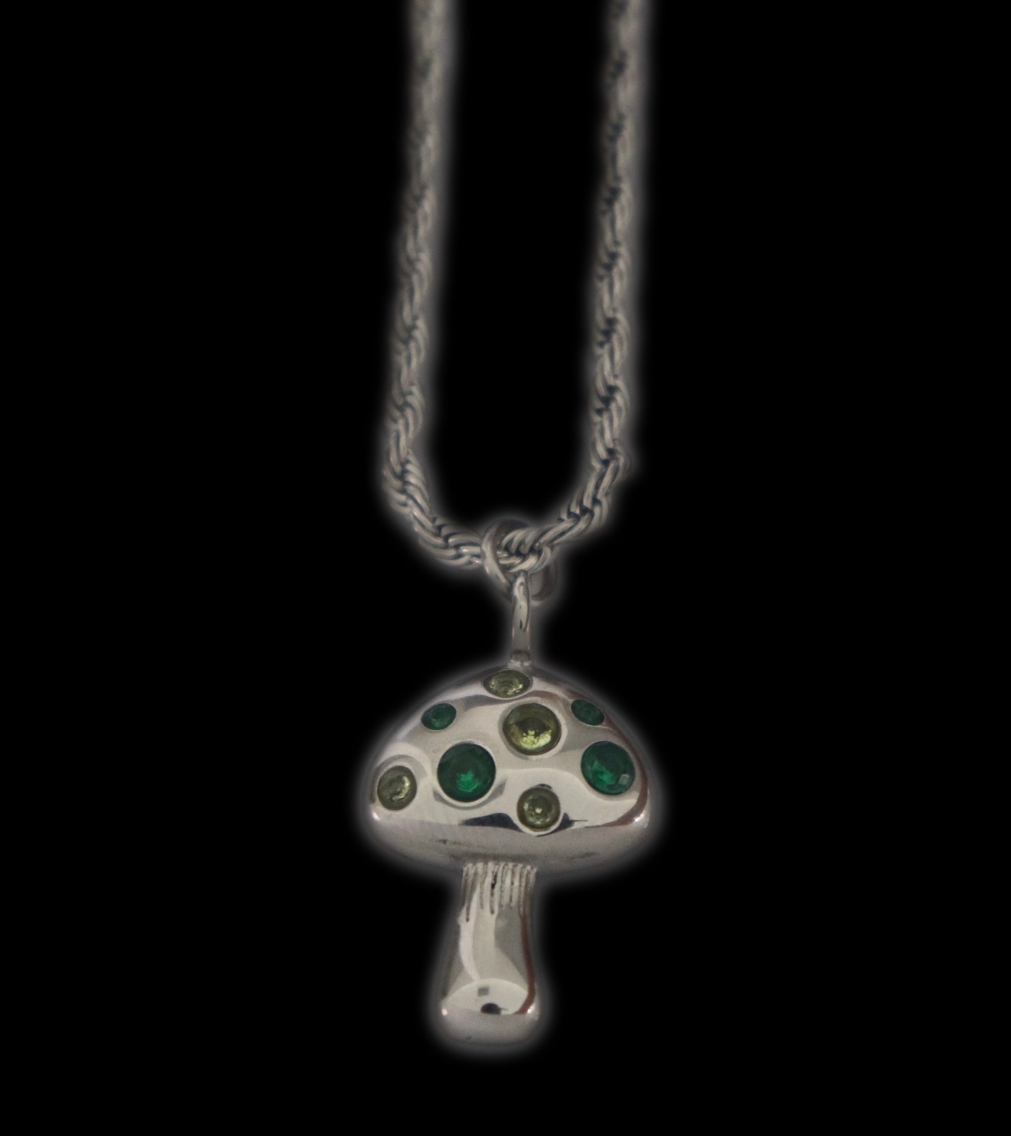 Greens Shroom Necklace - Fashion Jewelry by Yordy.