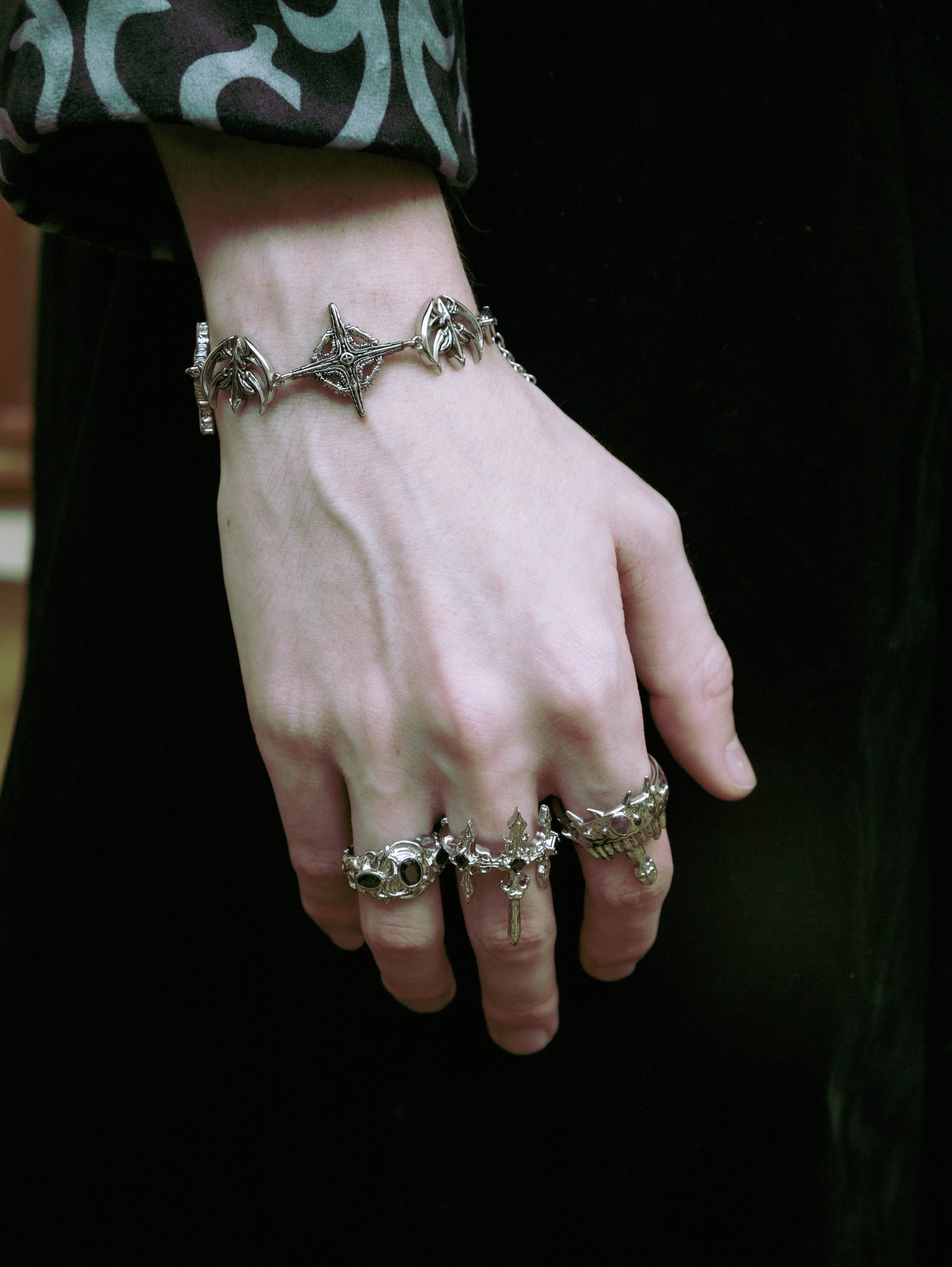 Lacrimae Crucis Ring