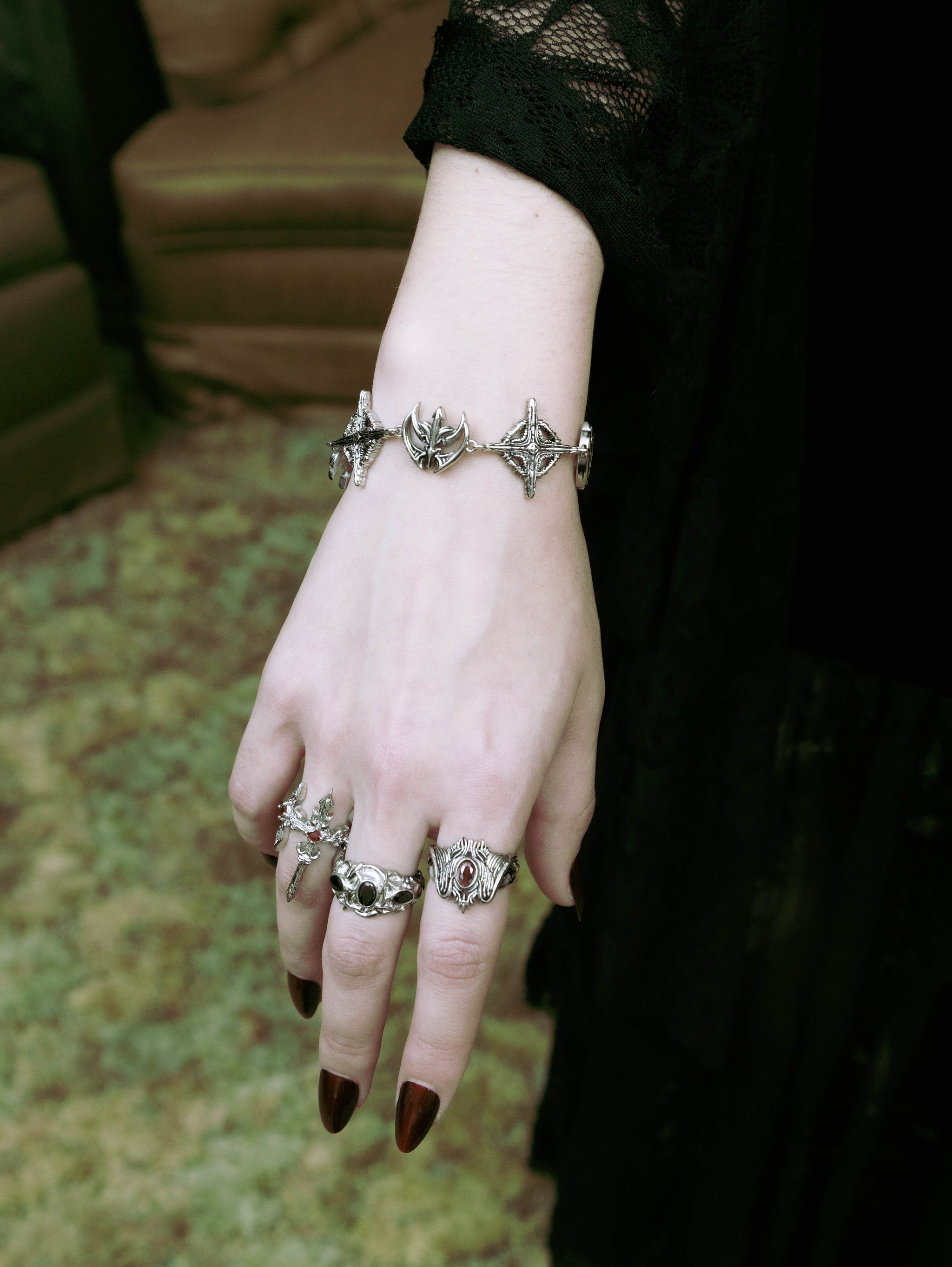Lacrimae Crucis Ring