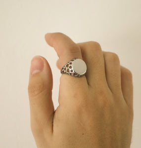 Mini Hearts Signet Ring - Fashion Jewelry by Yordy.