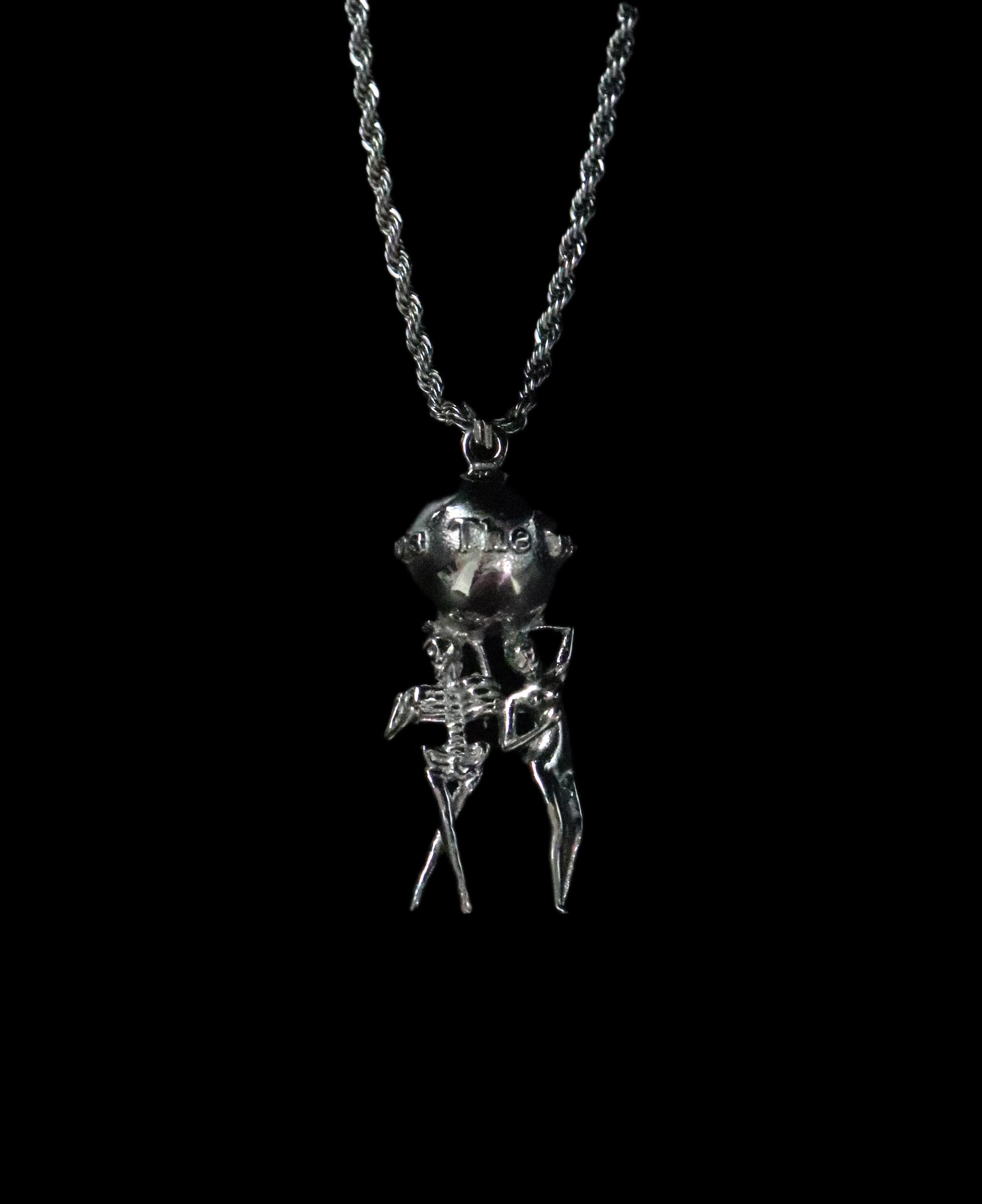 The World Never Stops Necklace - Fashion Jewelry by Yordy.