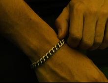 Load image into Gallery viewer, Silver Twisted Curb Bracelet - Fashion Jewelry by Yordy.