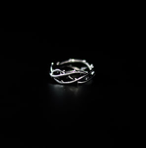 Silver Barbwire Ring - Fashion Jewelry by Yordy.