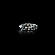 Load image into Gallery viewer, Silver Chain Ring - Fashion Jewelry by Yordy.