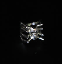 Load image into Gallery viewer, Skeletal Spider Ring - Fashion Jewelry by Yordy.