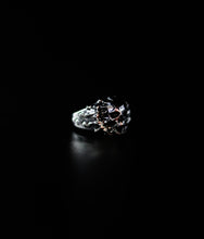 Load image into Gallery viewer, Silver Melting Skull Ring - Fashion Jewelry by Yordy.