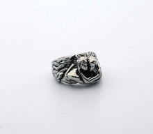 Load image into Gallery viewer, Silver Lovers Hug Ring - Fashion Jewelry by Yordy.