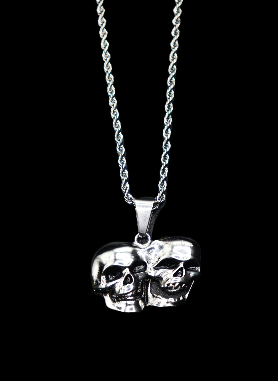 Skull’s Melt Necklace - Fashion Jewelry by Yordy.