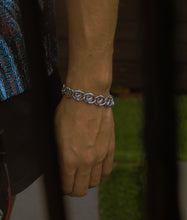 Load image into Gallery viewer, Silver Snake Head Bracelet - Fashion Jewelry by Yordy.