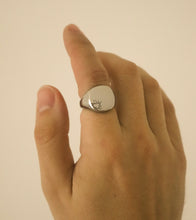 Load image into Gallery viewer, Torn Heart Signet Ring - Fashion Jewelry by Yordy.