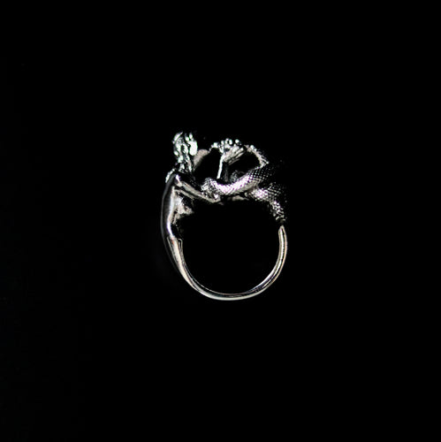 Silver Forbidden Kiss Ring - Fashion Jewelry by Yordy.