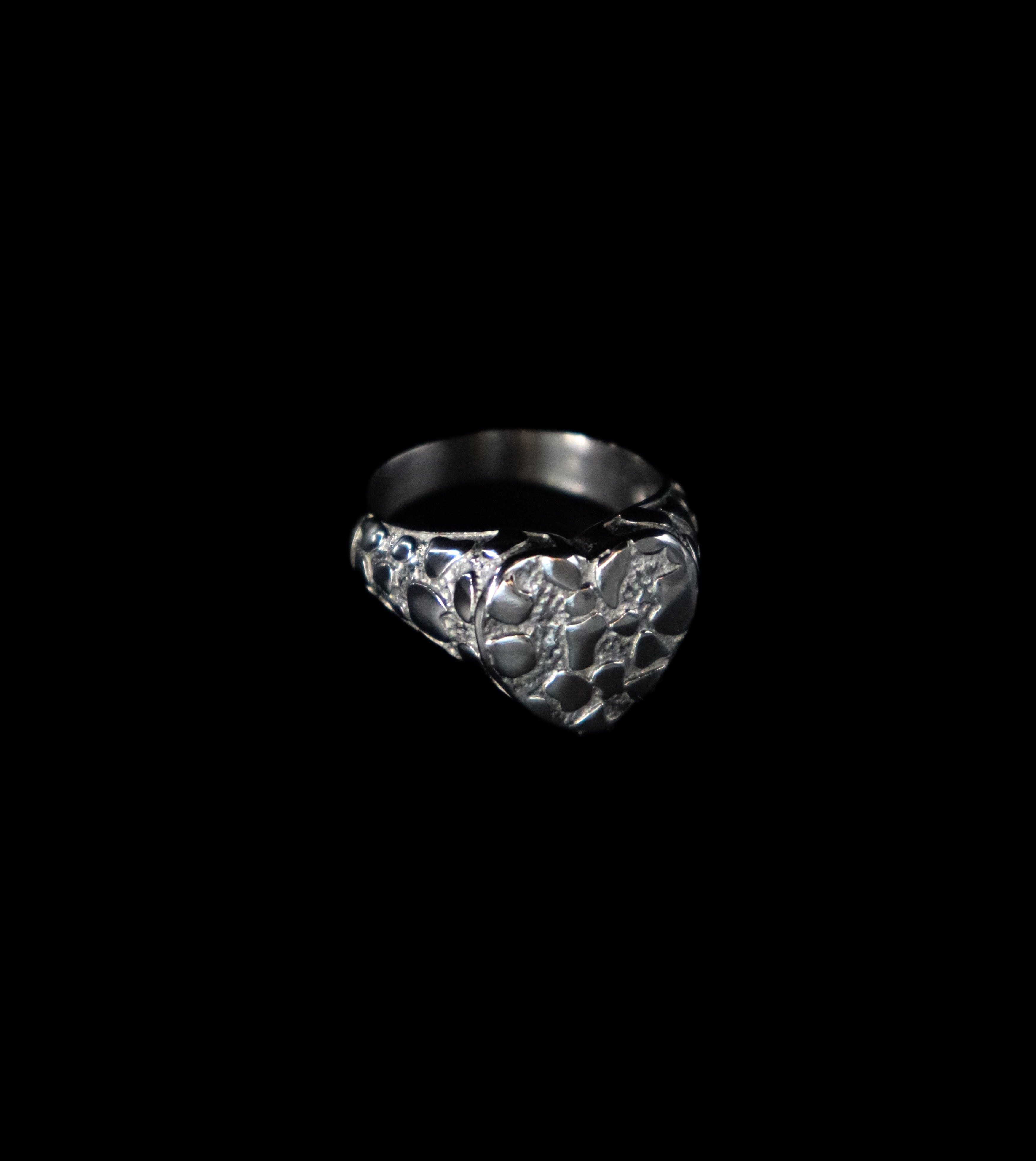 Destroyed Love Ring – YORDY | Luxury Fashion Jewelry