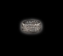 Load image into Gallery viewer, Silver Spider Web Ring - Fashion Jewelry by Yordy.